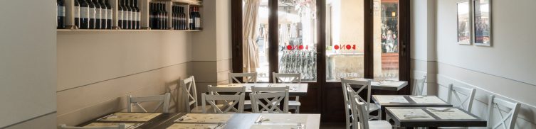 sala principale Osteria Bonodinulla Pistoia